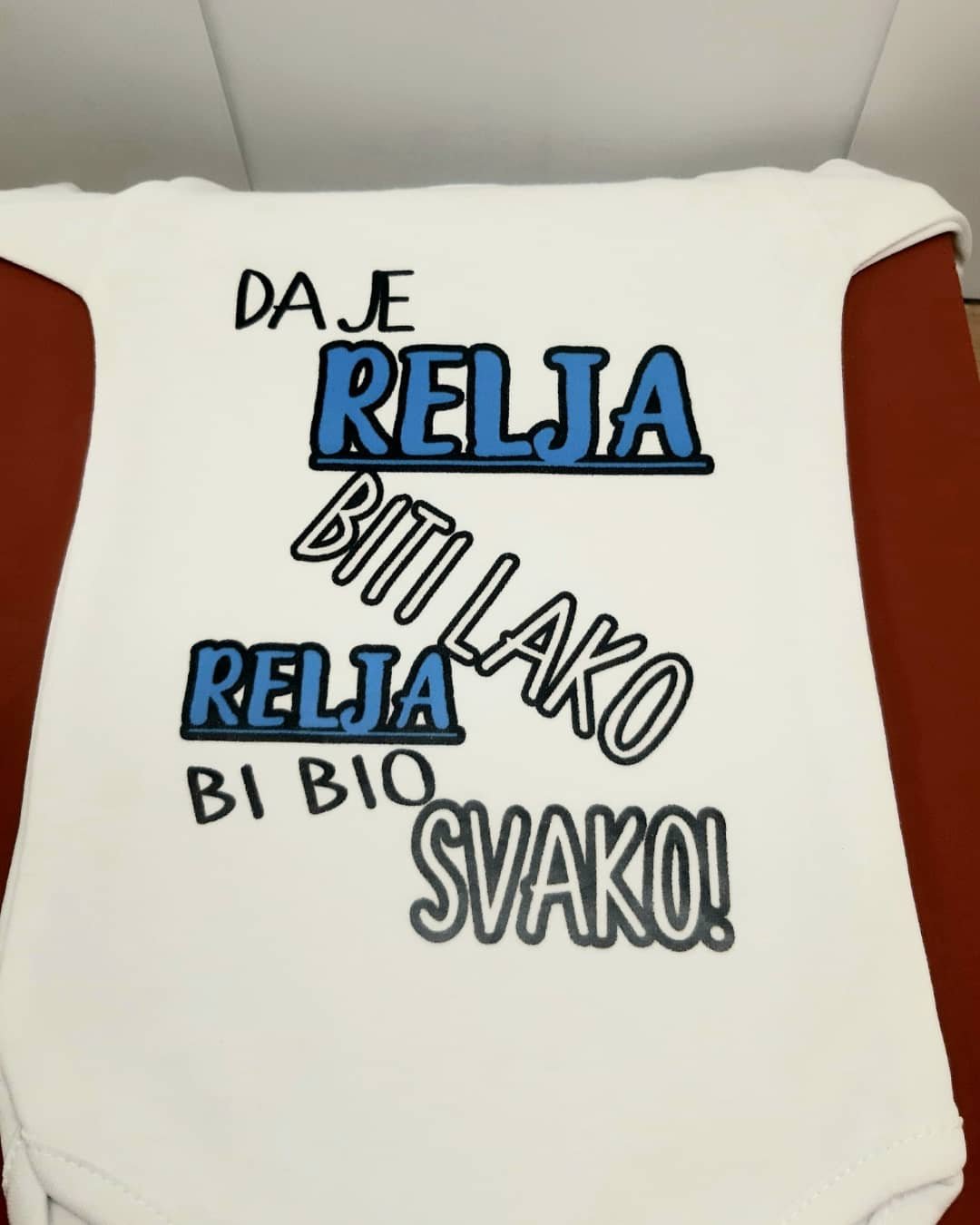 Poklon za rodjendan  deca/Bodi za bebe sa natpisom po zelji/IMG-c889d19680c9419a85aa83c07952848a-V.jpg
